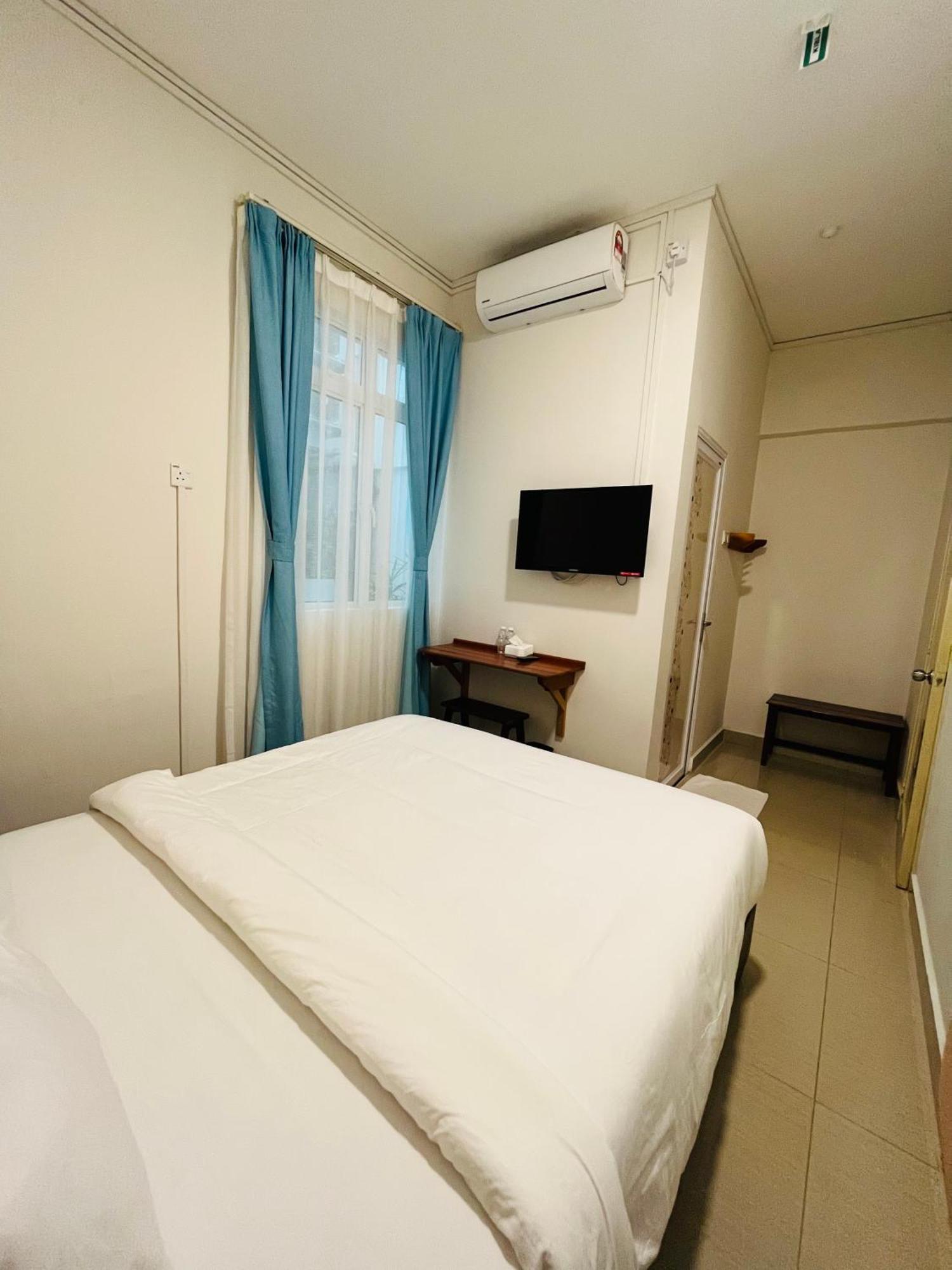 Alexis Kt Roomstay Kuala Terengganu Pokoj fotografie